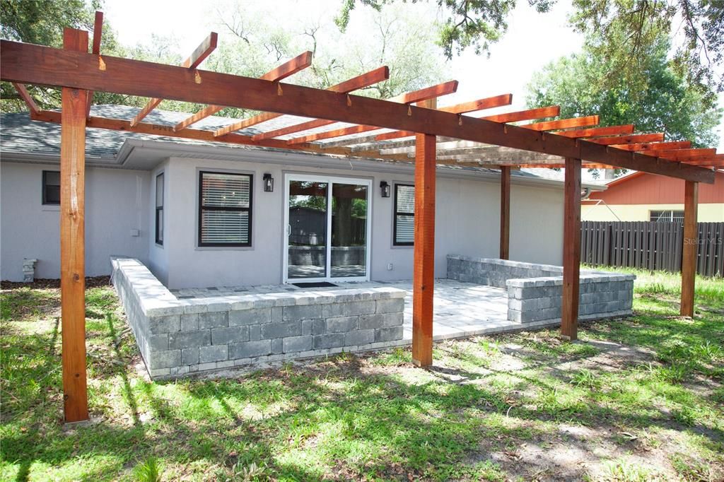 For Sale: $379,000 (3 beds, 2 baths, 1602 Square Feet)