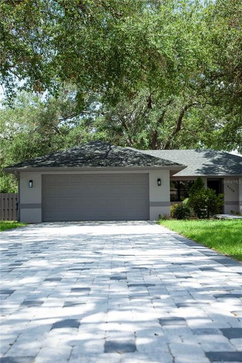 For Sale: $379,000 (3 beds, 2 baths, 1602 Square Feet)