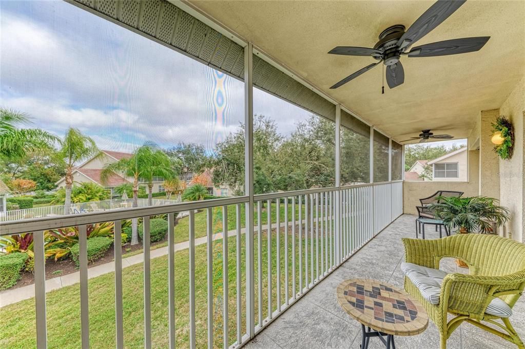 For Sale: $275,000 (2 beds, 2 baths, 1346 Square Feet)