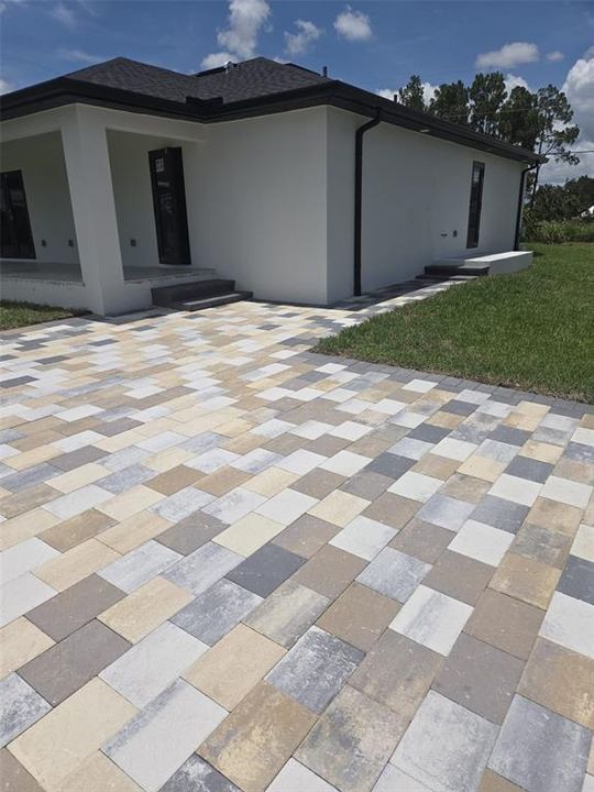 En Renta: $1,600 (2 camas, 2 baños, 906 Pies cuadrados)