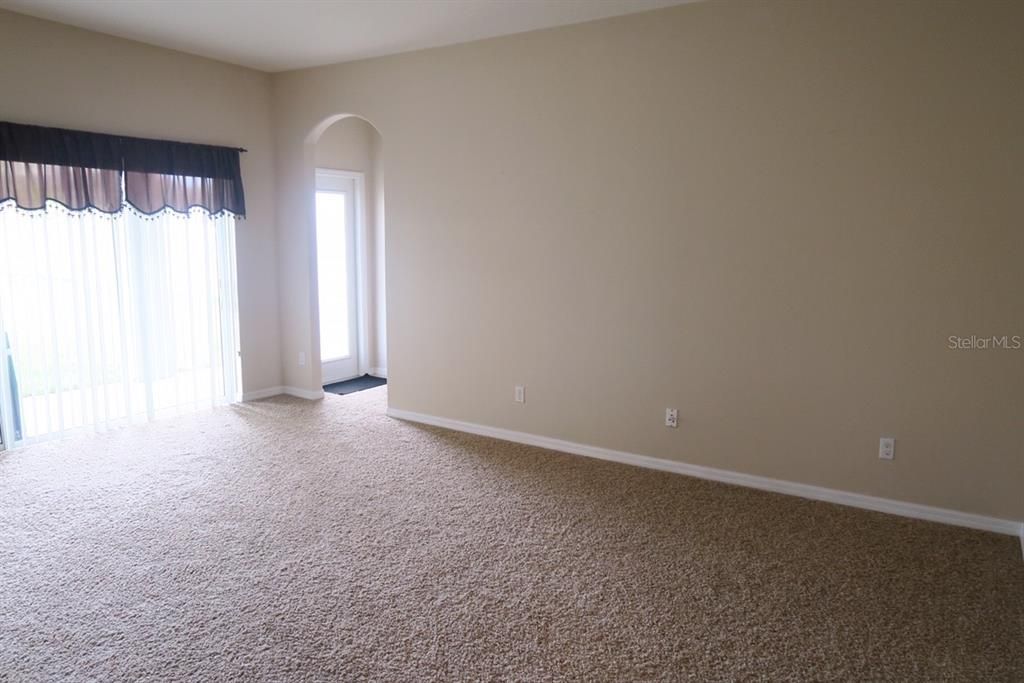 В аренду: $2,895 (4 спален, 3 ванн, 2547 Квадратных фут)