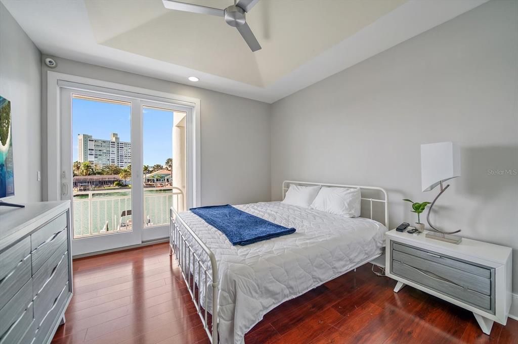 For Sale: $3,295,000 (4 beds, 3 baths, 4944 Square Feet)