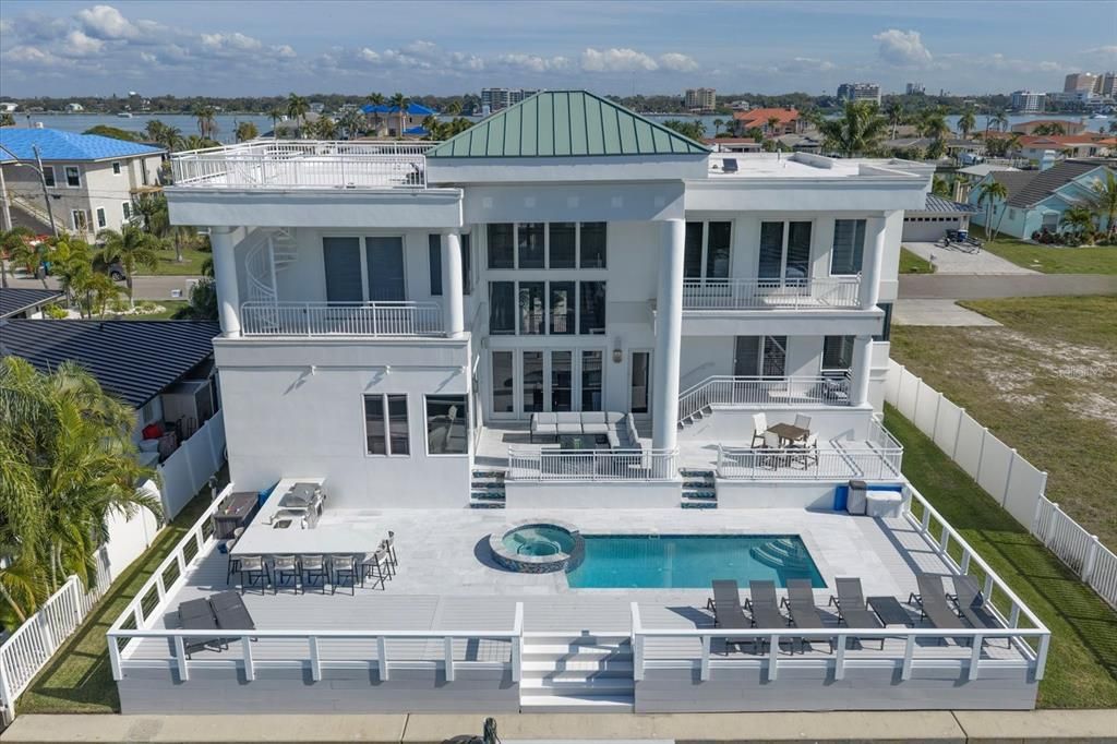 For Sale: $3,295,000 (4 beds, 3 baths, 4944 Square Feet)