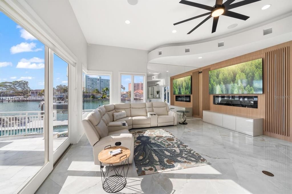 For Sale: $3,295,000 (4 beds, 3 baths, 4944 Square Feet)