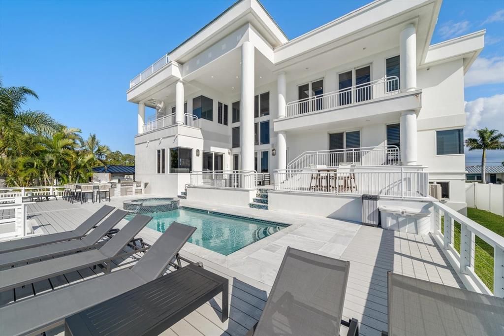 For Sale: $3,295,000 (4 beds, 3 baths, 4944 Square Feet)