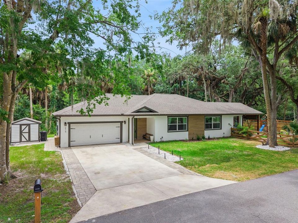 For Sale: $475,000 (4 beds, 3 baths, 2356 Square Feet)
