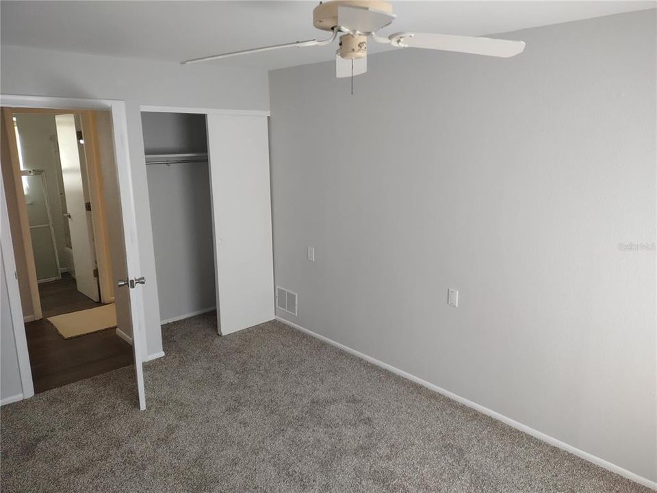 For Rent: $1,100 (1 beds, 1 baths, 493 Square Feet)