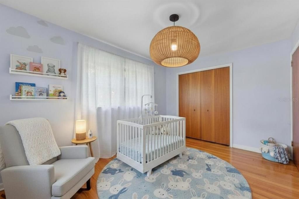 На продажу: $425,000 (4 спален, 2 ванн, 1911 Квадратных фут)