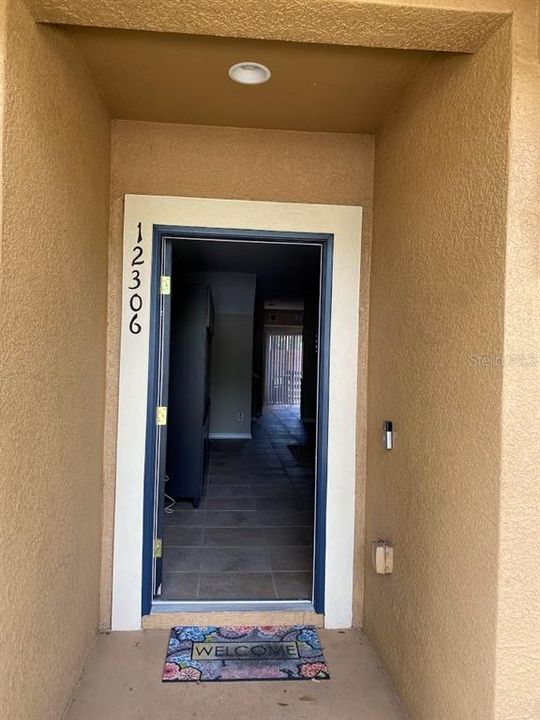 For Rent: $1,950 (3 beds, 2 baths, 1390 Square Feet)