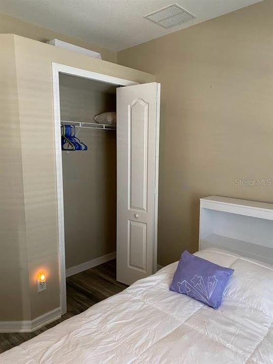 For Rent: $1,950 (3 beds, 2 baths, 1390 Square Feet)