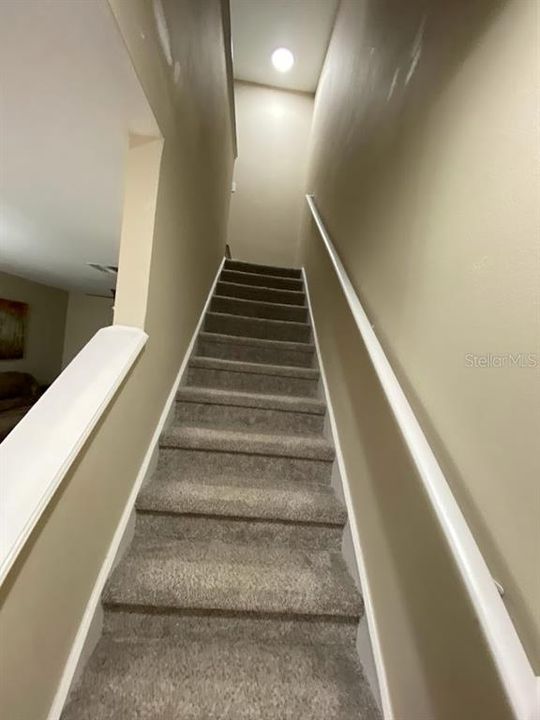 For Rent: $1,950 (3 beds, 2 baths, 1390 Square Feet)