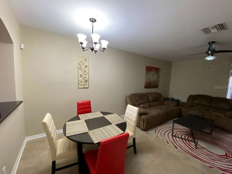 For Rent: $1,950 (3 beds, 2 baths, 1390 Square Feet)