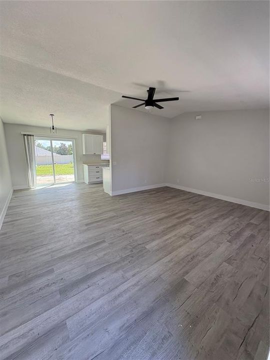 En Venta: $267,900 (2 camas, 2 baños, 1022 Pies cuadrados)