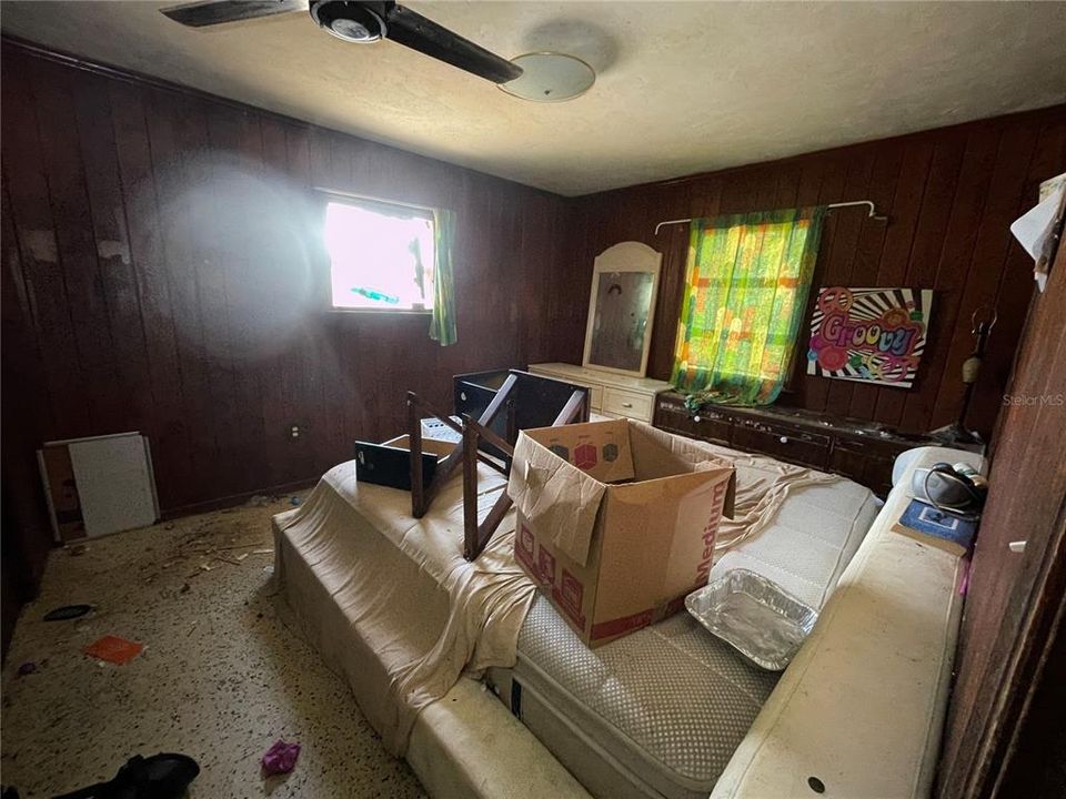 На продажу: $349,000 (2 спален, 2 ванн, 1434 Квадратных фут)