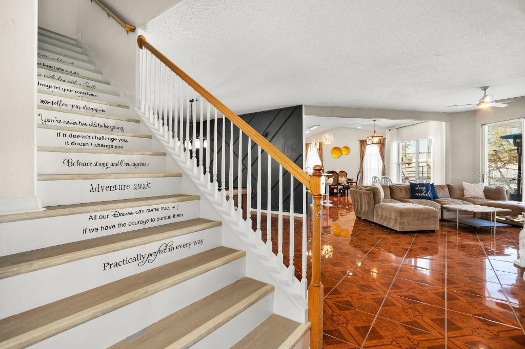 На продажу: $589,000 (5 спален, 3 ванн, 2621 Квадратных фут)