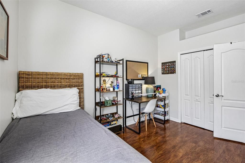 For Sale: $479,900 (3 beds, 2 baths, 2005 Square Feet)