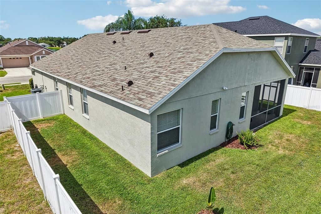 For Sale: $479,900 (3 beds, 2 baths, 2005 Square Feet)