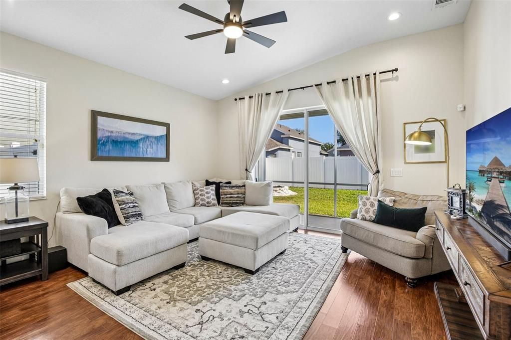 For Sale: $479,900 (3 beds, 2 baths, 2005 Square Feet)