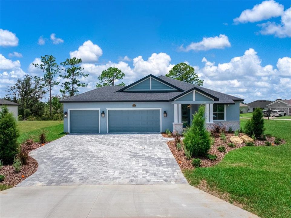 For Sale: $499,900 (4 beds, 3 baths, 2268 Square Feet)