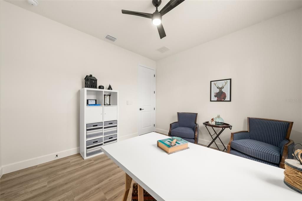 For Sale: $499,900 (4 beds, 3 baths, 2268 Square Feet)