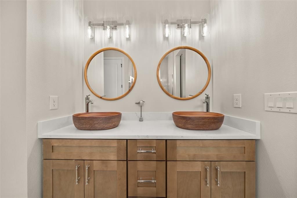 For Sale: $499,900 (4 beds, 3 baths, 2268 Square Feet)
