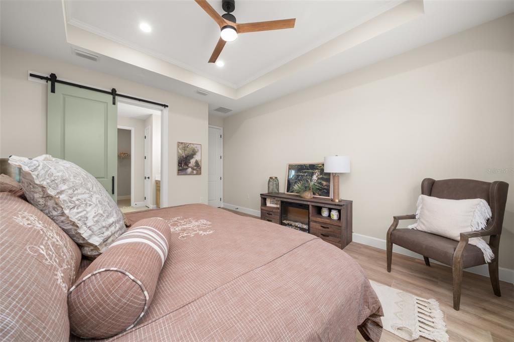 For Sale: $499,900 (4 beds, 3 baths, 2268 Square Feet)