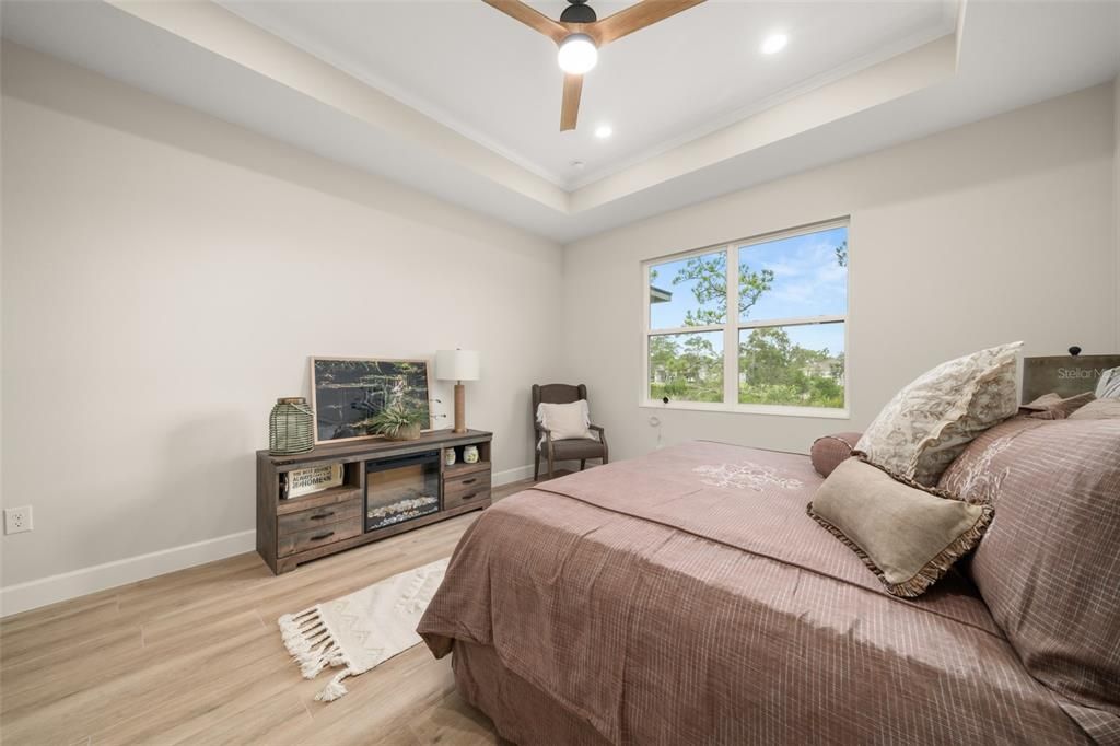 For Sale: $499,900 (4 beds, 3 baths, 2268 Square Feet)