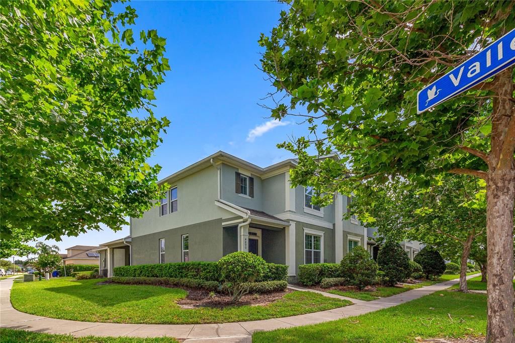 For Sale: $354,999 (4 beds, 2 baths, 2070 Square Feet)