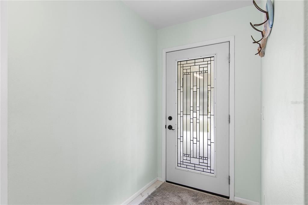 For Sale: $325,000 (3 beds, 2 baths, 1413 Square Feet)