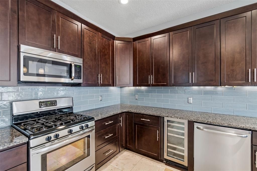 En Venta: $487,900 (2 camas, 2 baños, 1634 Pies cuadrados)