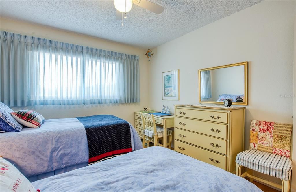 For Rent: $1,600 (2 beds, 2 baths, 1100 Square Feet)