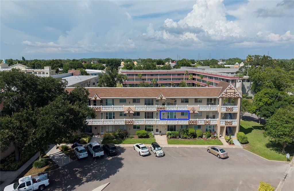 For Rent: $1,600 (2 beds, 2 baths, 1100 Square Feet)