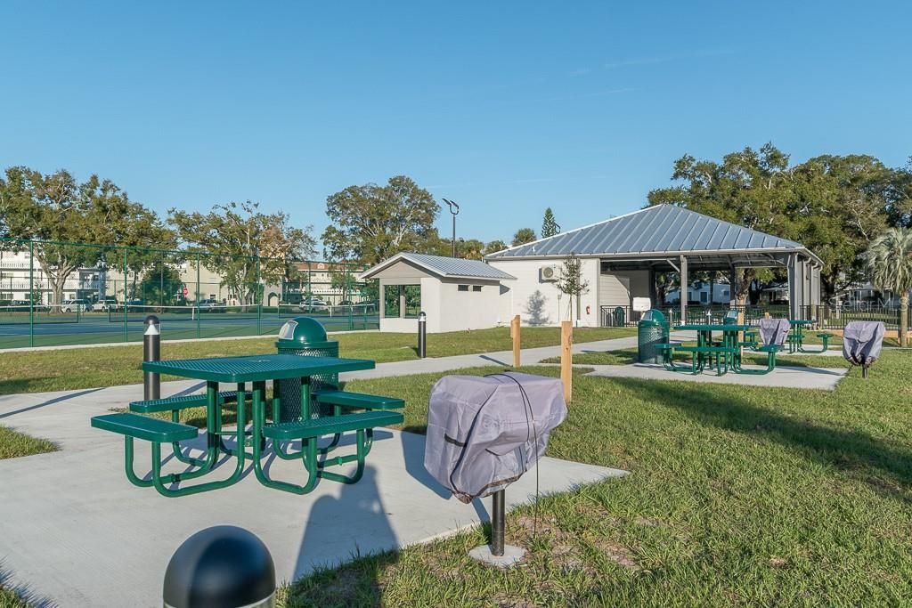 For Rent: $1,600 (2 beds, 2 baths, 1100 Square Feet)