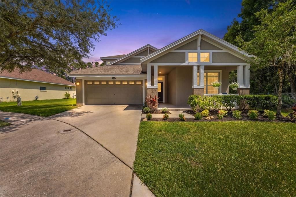 En Venta: $619,900 (4 camas, 3 baños, 2416 Pies cuadrados)