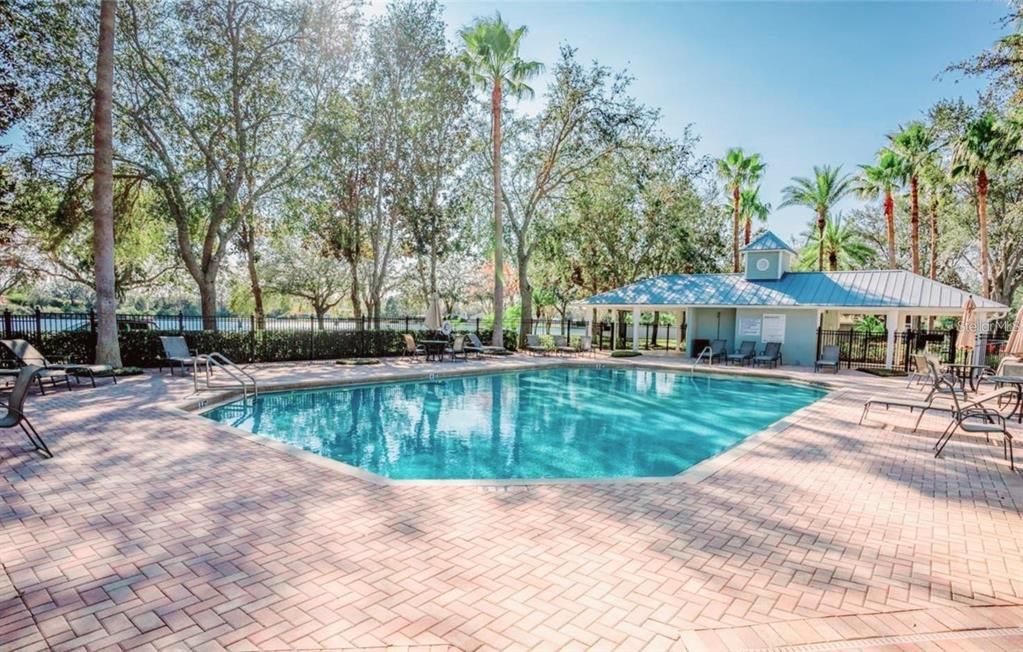 En Venta: $619,900 (4 camas, 3 baños, 2416 Pies cuadrados)