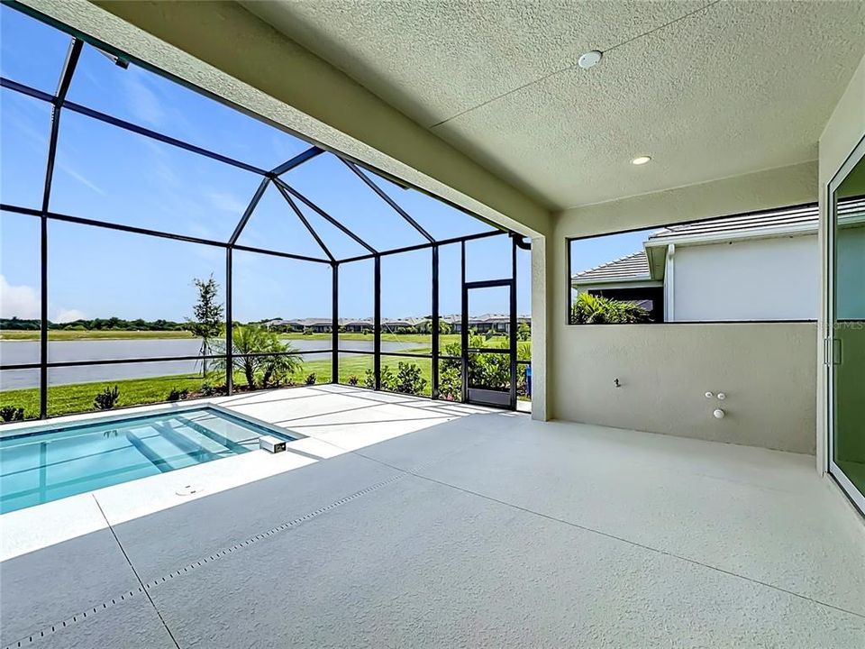 En Venta: $809,990 (3 camas, 2 baños, 2156 Pies cuadrados)