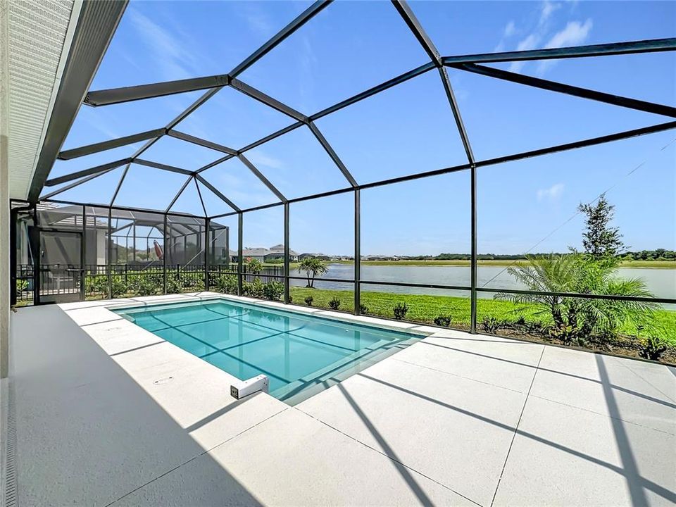En Venta: $809,990 (3 camas, 2 baños, 2156 Pies cuadrados)