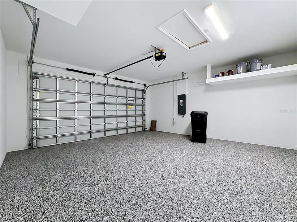 En Venta: $809,990 (3 camas, 2 baños, 2156 Pies cuadrados)