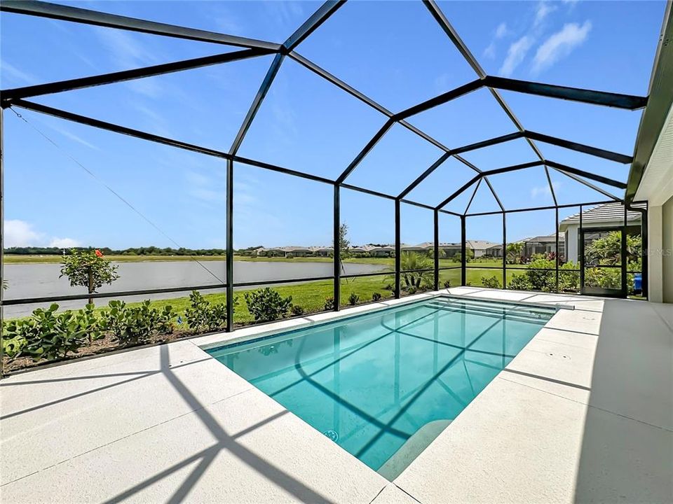 En Venta: $809,990 (3 camas, 2 baños, 2156 Pies cuadrados)