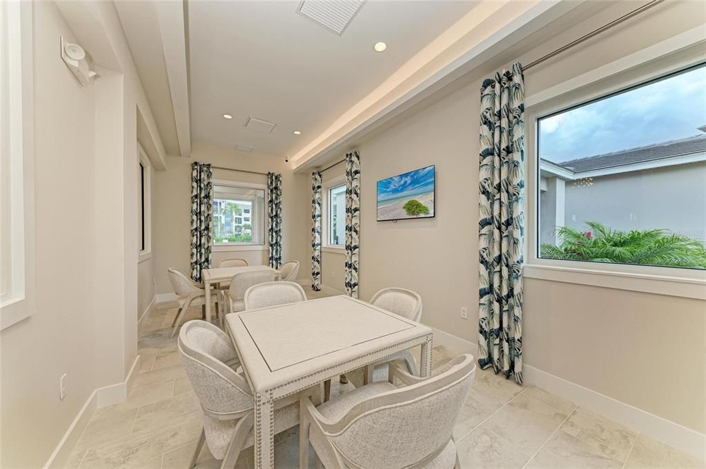 En Venta: $809,990 (3 camas, 2 baños, 2156 Pies cuadrados)