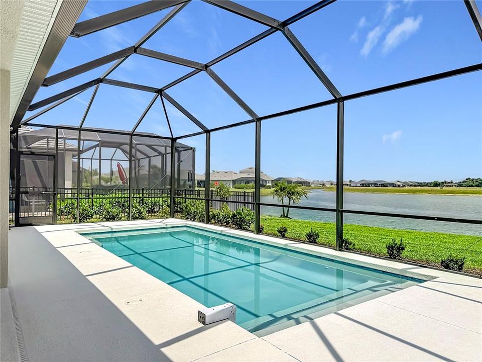 En Venta: $809,990 (3 camas, 2 baños, 2156 Pies cuadrados)