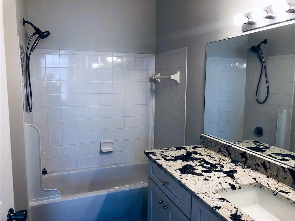 В аренду: $1,850 (2 спален, 2 ванн, 1140 Квадратных фут)