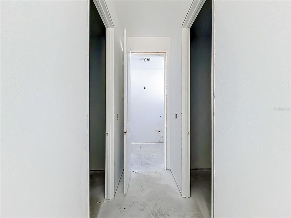 На продажу: $279,900 (4 спален, 2 ванн, 2560 Квадратных фут)