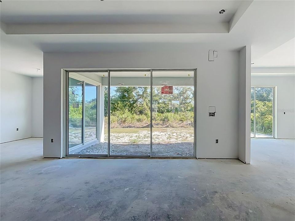 На продажу: $279,900 (4 спален, 2 ванн, 2560 Квадратных фут)