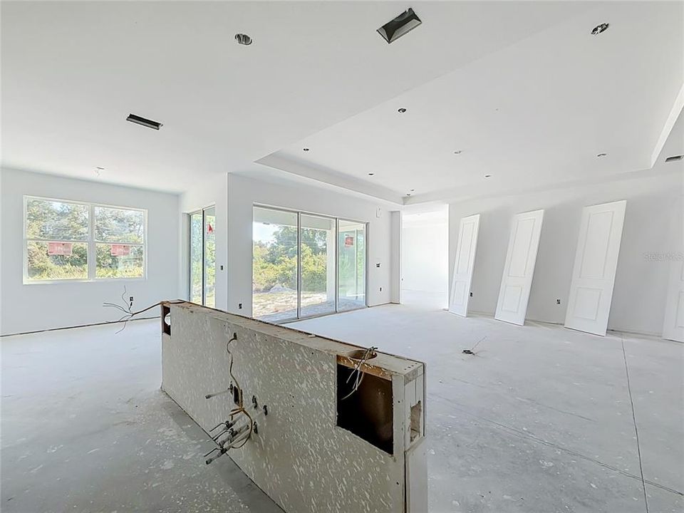 На продажу: $279,900 (4 спален, 2 ванн, 2560 Квадратных фут)
