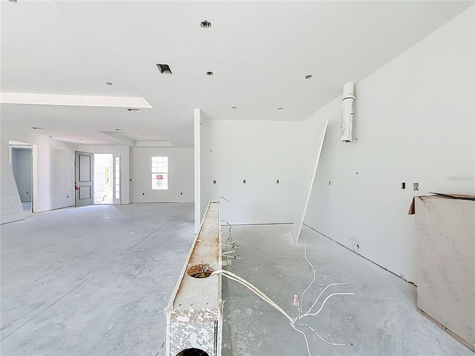 На продажу: $279,900 (4 спален, 2 ванн, 2560 Квадратных фут)