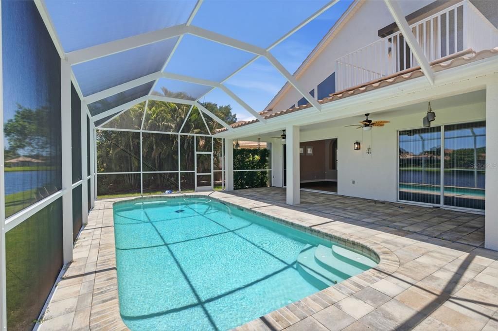 For Sale: $1,199,000 (3 beds, 3 baths, 2695 Square Feet)