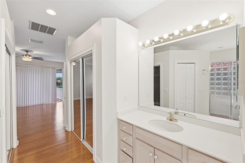 For Sale: $1,199,000 (3 beds, 3 baths, 2695 Square Feet)