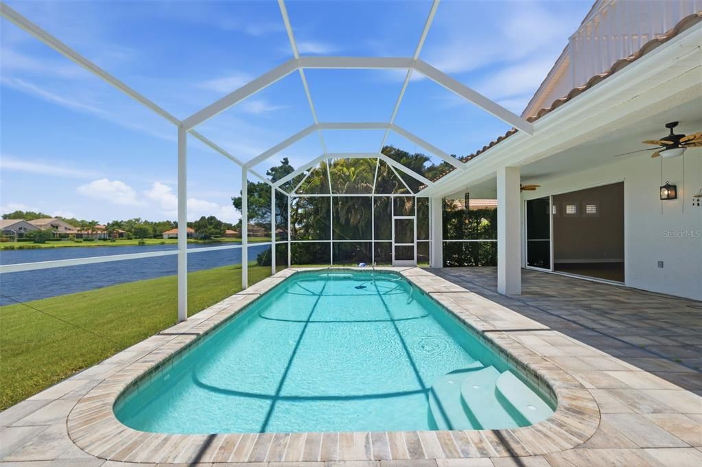 For Sale: $1,199,000 (3 beds, 3 baths, 2695 Square Feet)