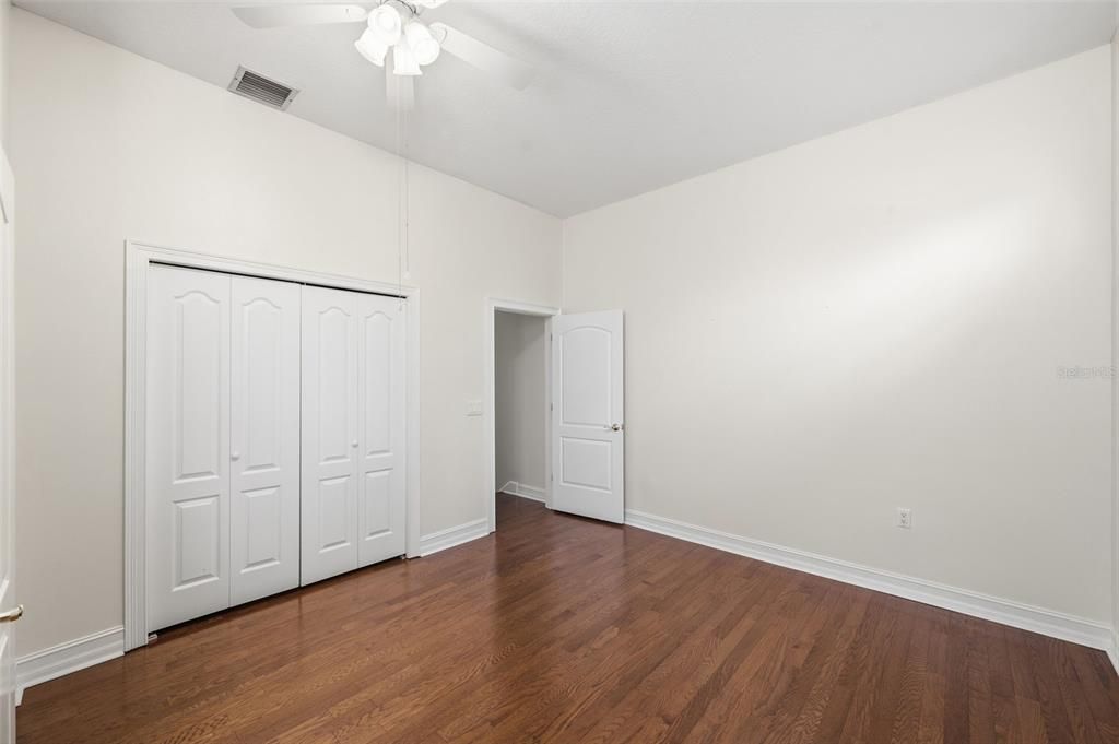 For Sale: $1,199,000 (3 beds, 3 baths, 2695 Square Feet)